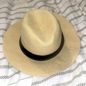 BRAND NEW HAT, NEVER WORN